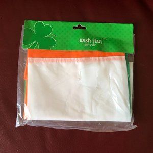 IRISH FLAG 29" x 50" Nylon Flag of Ireland - NEW